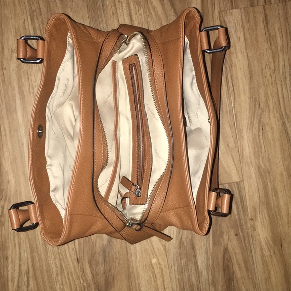 Calvin Klein Triple Gusset Soft Leather Satchel - Picture 6 of 8